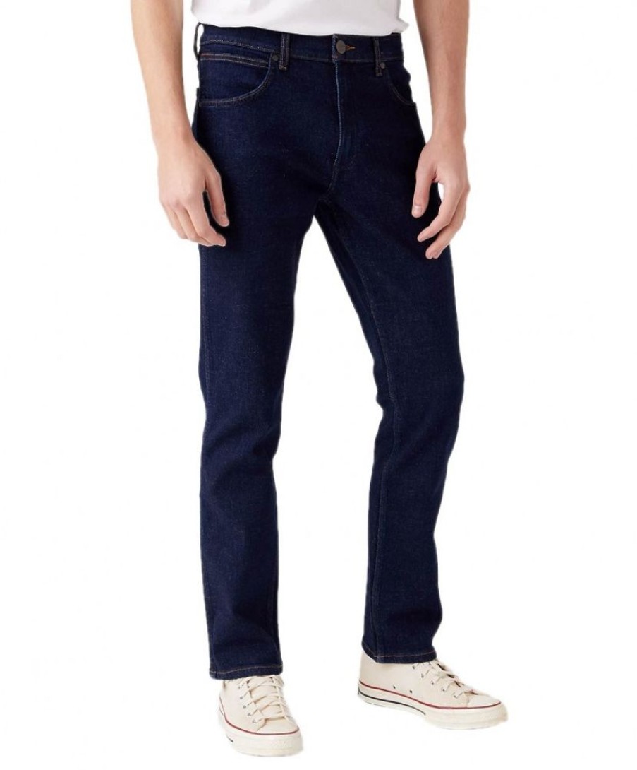 Herren Wrangler Regular Fit | Wrangler Jeans Greensboro Im Tiefem Dunkelblau