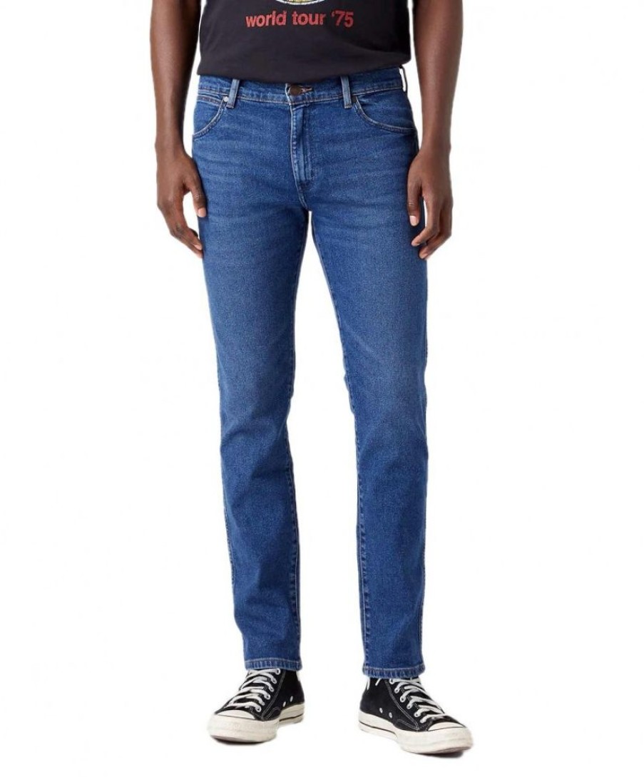 Herren Wrangler Tapered | Wrangler Larston Jeans Tapered Fit Aus Blauem Stretch Denim