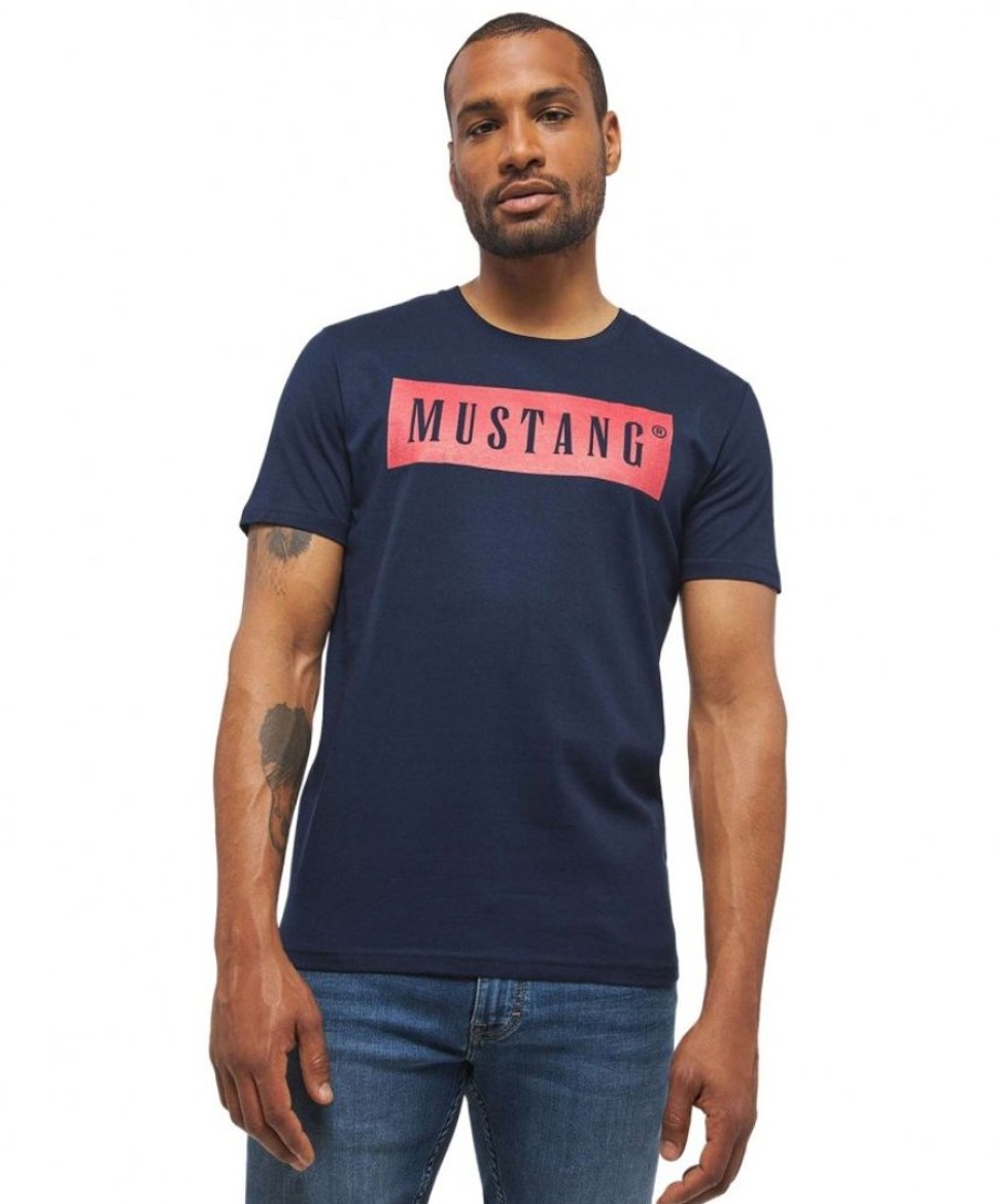 Herren Mustang Shirts | Mustang Printshirt Logo Tee Mit Schriftzug In Dunkelblau