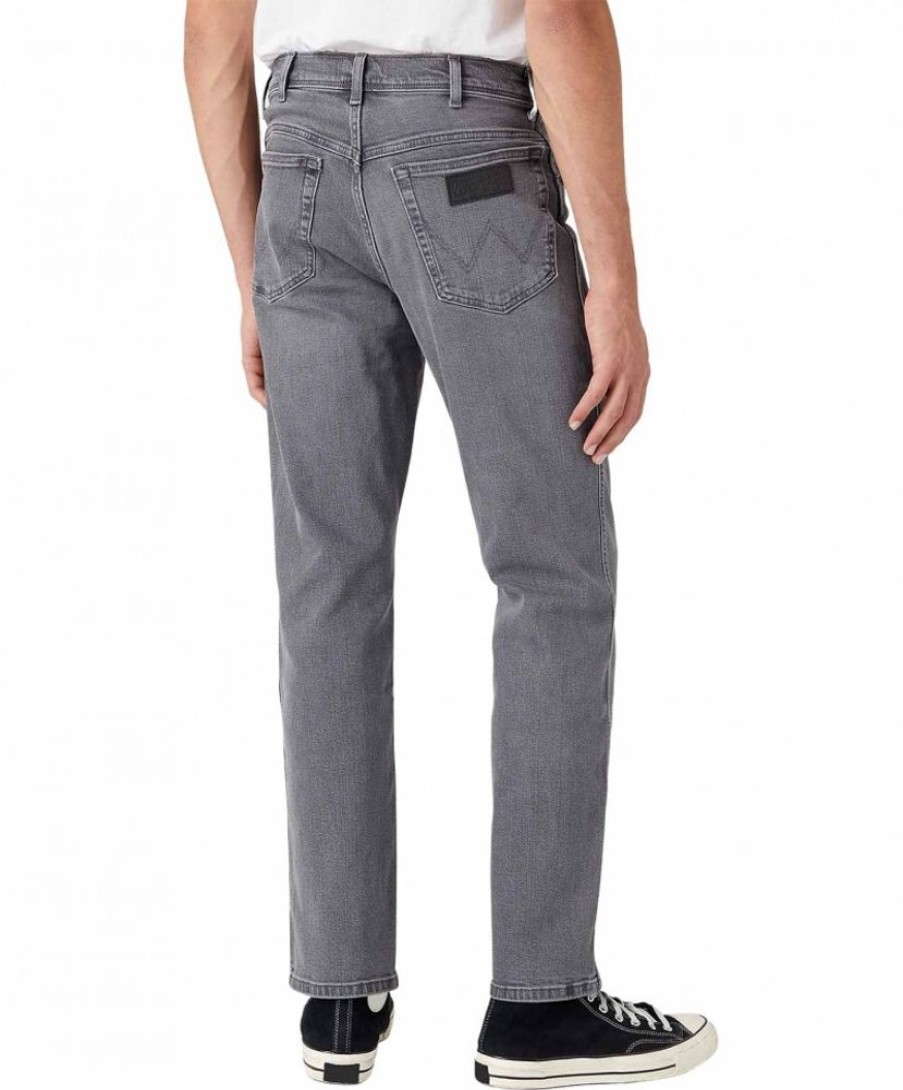 Herren Wrangler Regular Fit | Wrangler Texas Stretch Jeans In Graue Waschung