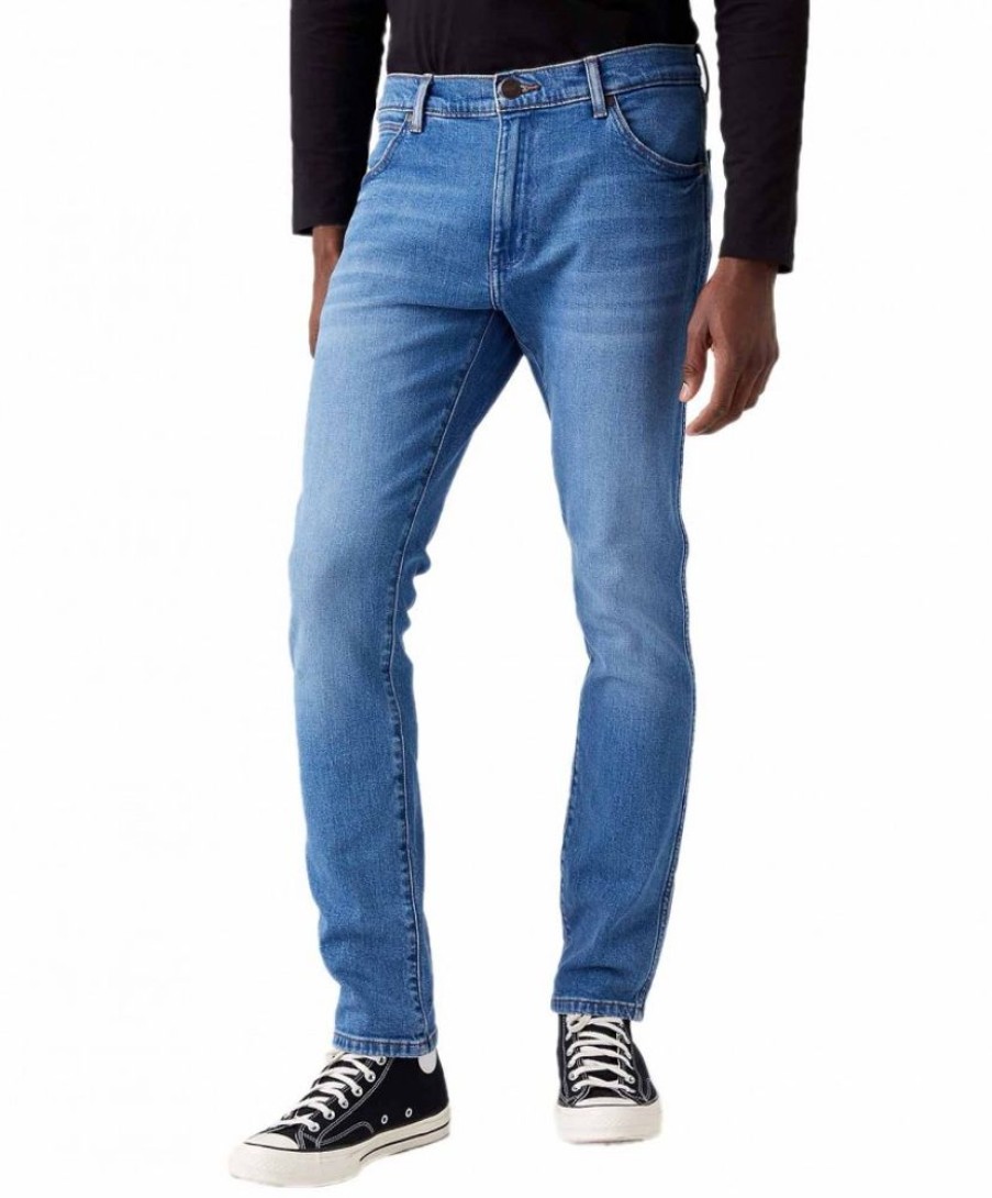 Herren Wrangler Tapered | Wrangler Larston Jeans Tapered Aus Blauem Vintage-Denim