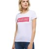 Damen Mustang Shirts | Mustang Baumwoll T-Shirt Alina Tee In Weis Mit Logo