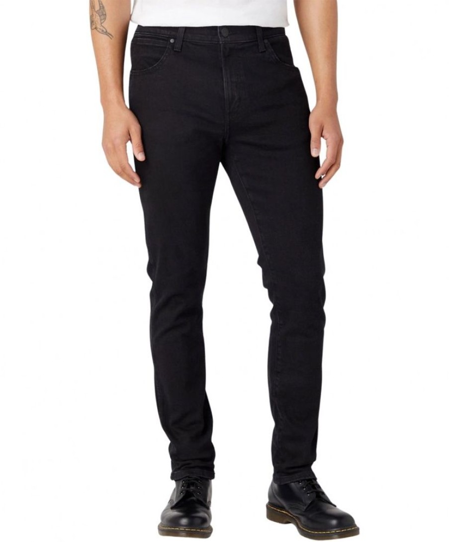 Herren Wrangler Tapered | Wrangler Larston Slim Tapered Jeans In Schwarz