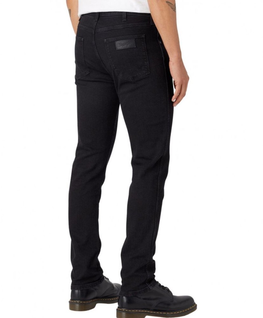 Herren Wrangler Tapered | Wrangler Larston Slim Tapered Jeans In Schwarz