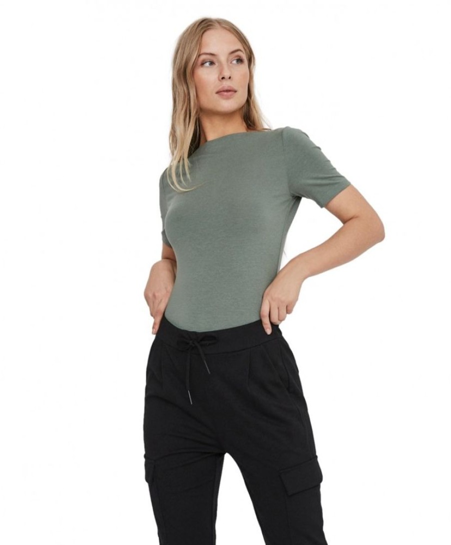 Damen Vero Moda Shirts | Vero Moda T-Shirt Panda Mit U-Boot-Ausschnitt In Grun